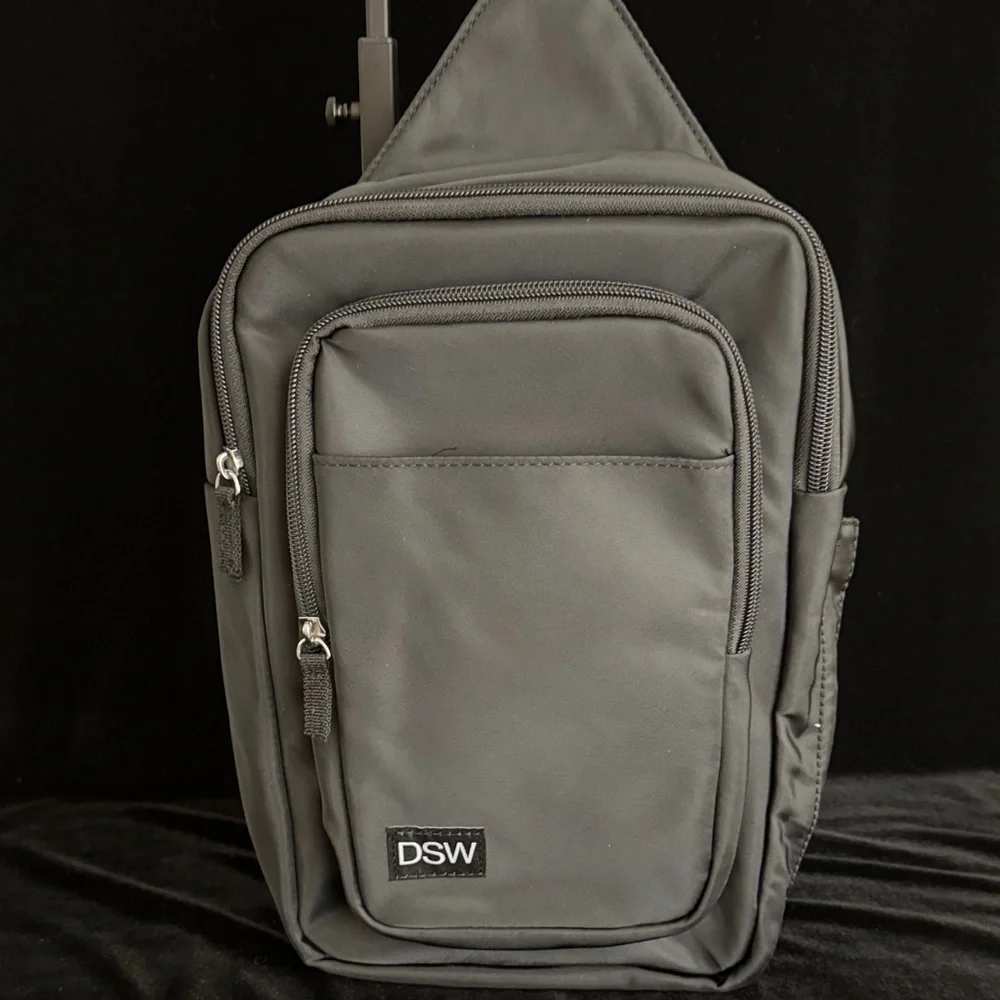 DSW Black Men's Backpack
